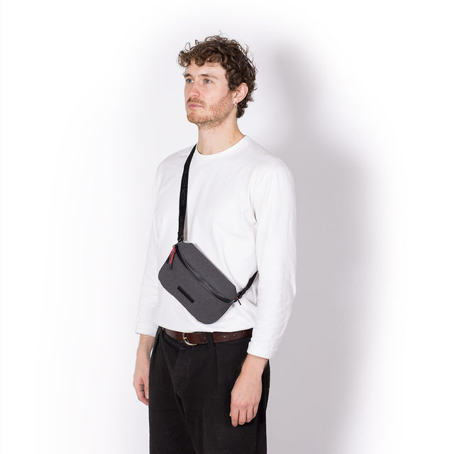 Jona Phantom Black
