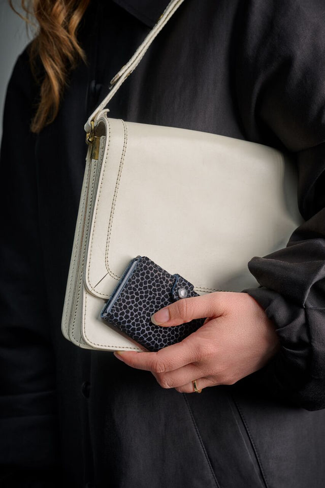 Miniwallet_Giraffina Blue