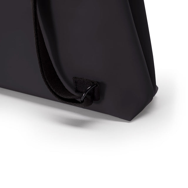 Una Lotus Black