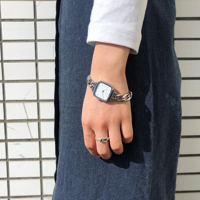 Kate Revolt Silver White