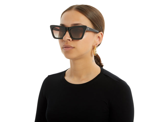 Jessie Black Tortoise